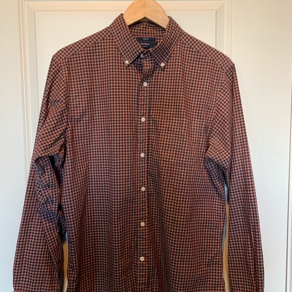Button down - Picture 1 of 2